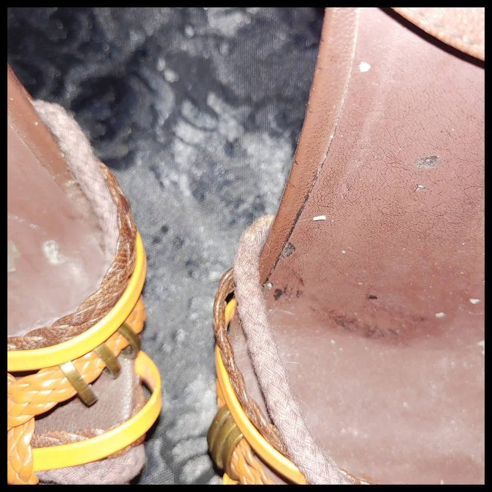 Aldo Brown Heeled Platform Sandals - Picture 9 of 13